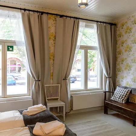 Atmospheric Two-room In The Center Of Lägenhet *